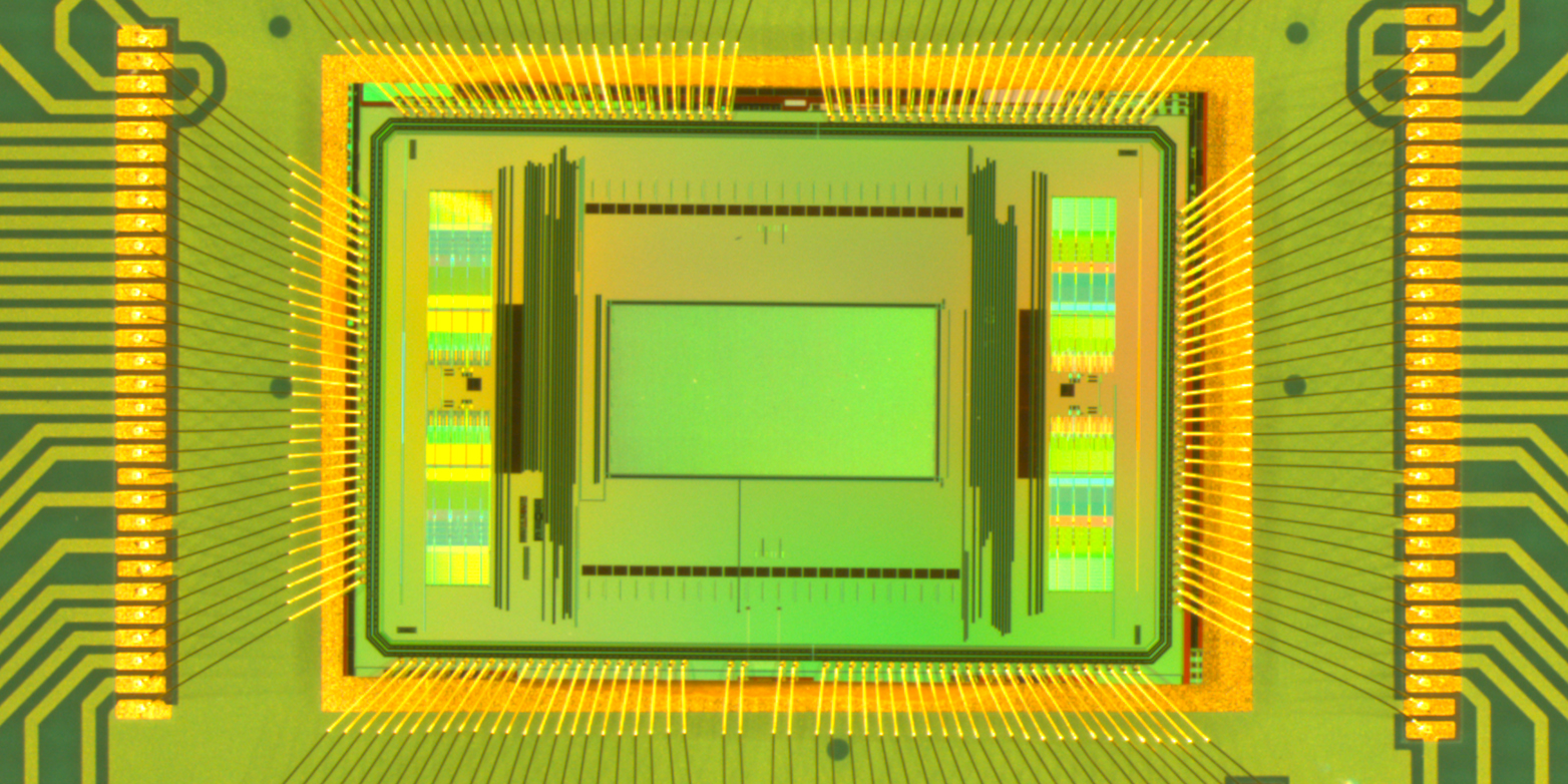 Enlarged view: Dual-mode chip