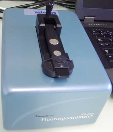 NanoDrop 3300 Fluorospectrometer in lab of Genomics Basel