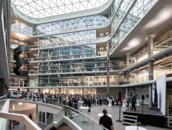 Invitees at the opening ceremony in the atrium of the BSS-building