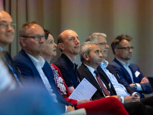 Guests in the lecture hall during the presentations on D-BSSE science